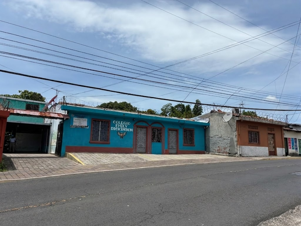 Instalaciones y comunidad del Colegio Emily Dickinson